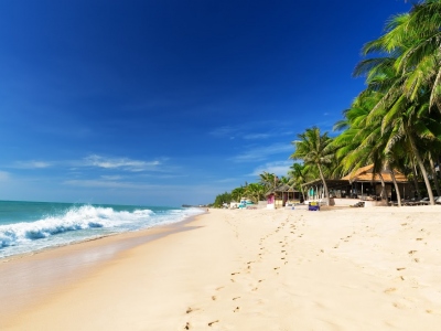 Mui-Ne-White-Sandy-Beach